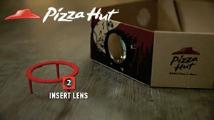 Коробка от пиццы превращается в видеопроектор!