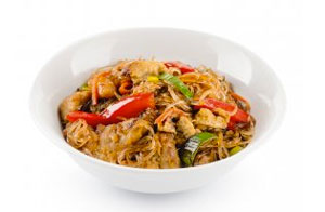 Стеклянная лапша с курицей от