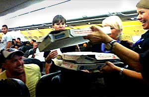 Заказ пиццы в самолет