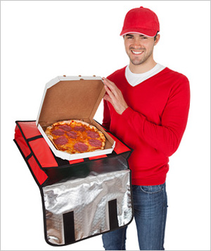 Курьер по доставке пиццы