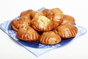 Пирожки с капустой и яйцом