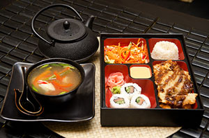 Японский обед с суши